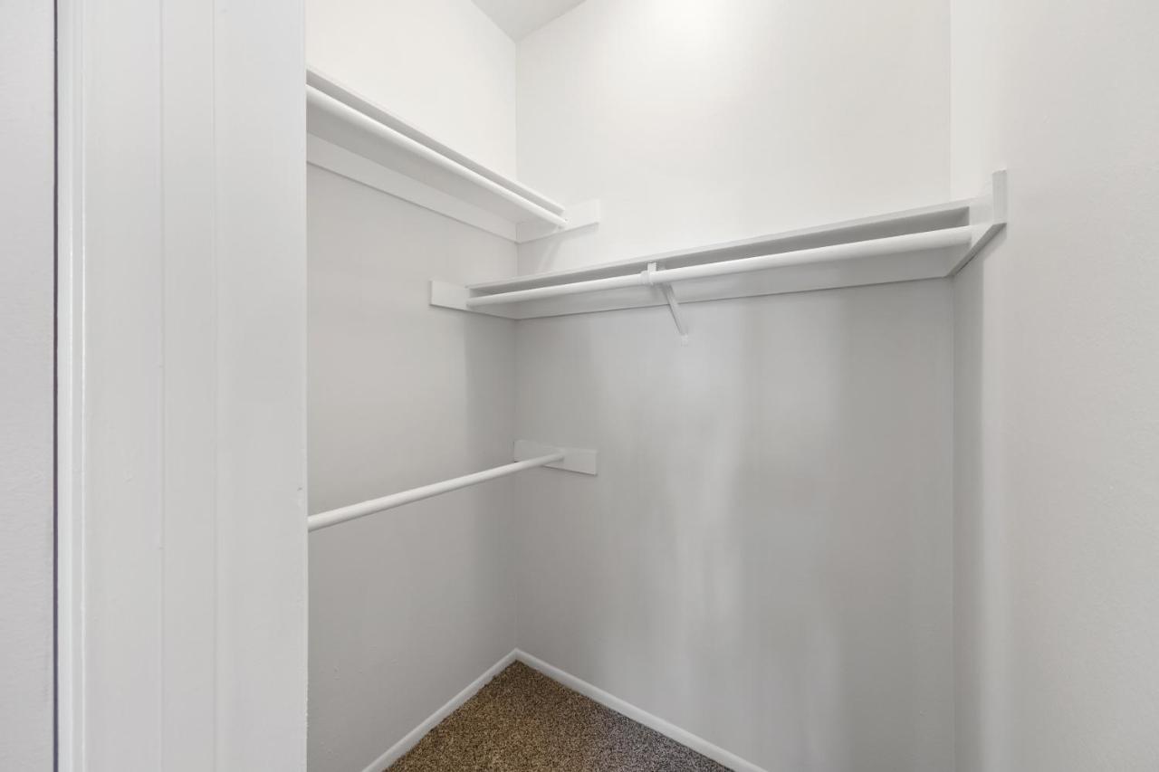 Beverly Hills 2 Bed 2 Bath Penthouse With Den And Parking 414 洛杉矶 外观 照片